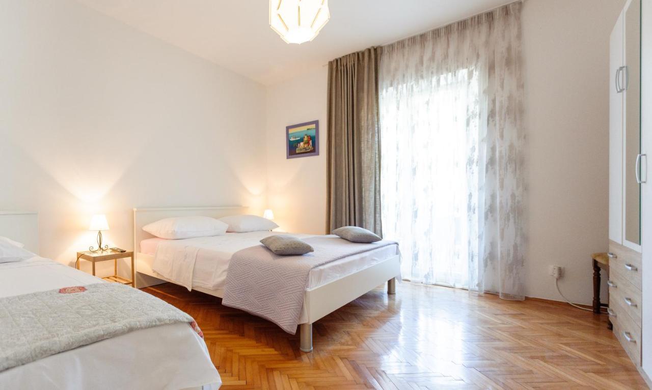Apartment Gazo Трогір Екстер'єр фото